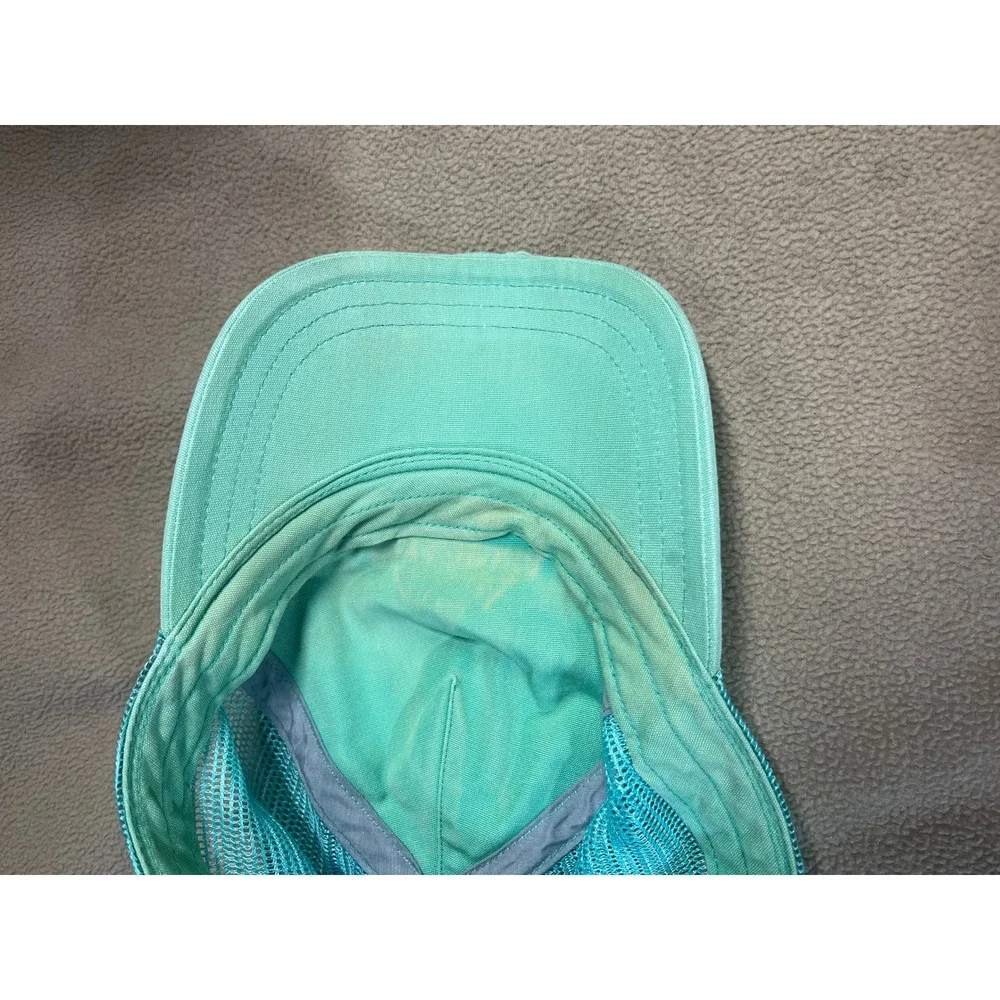 Patagonia Womans Teal & White Gold Mountain Scene‎ Trucker Hat Snapback